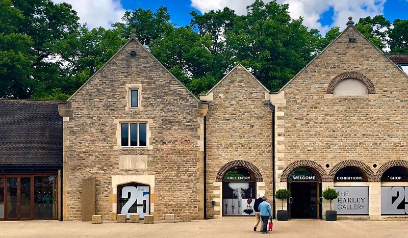 The Harley Gallery