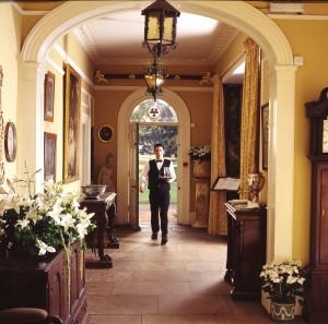 Langar Hall waiter in entrance hall