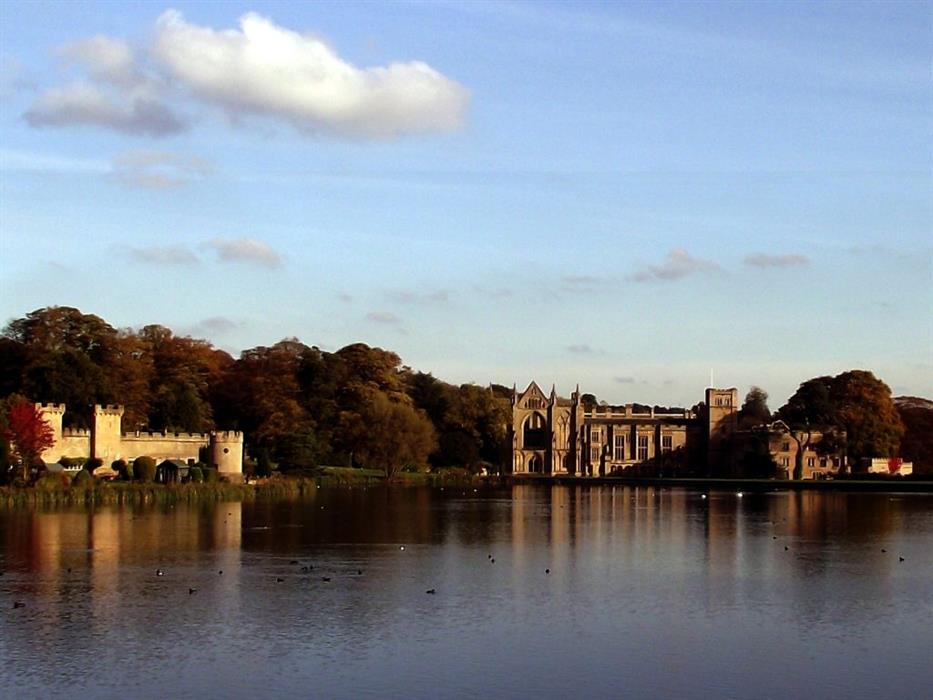 newstead-abbey-across-the-lake-by-keith-turner