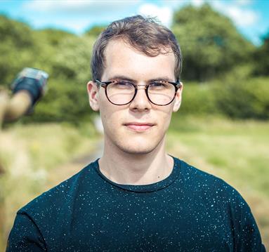 Tom Barford
