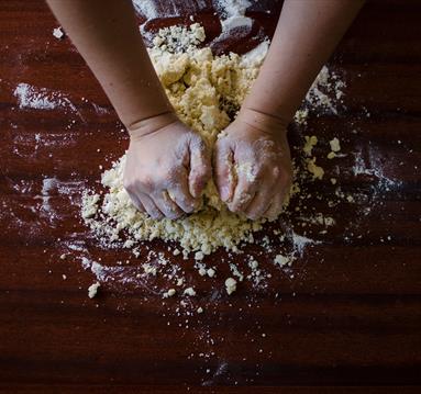 Scone Baking at Green's Windmill
