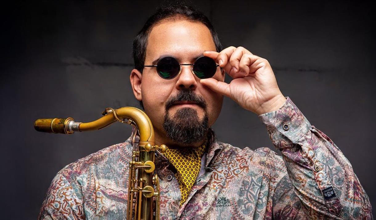 Peggy's House Band Featuring Carlos Muscat