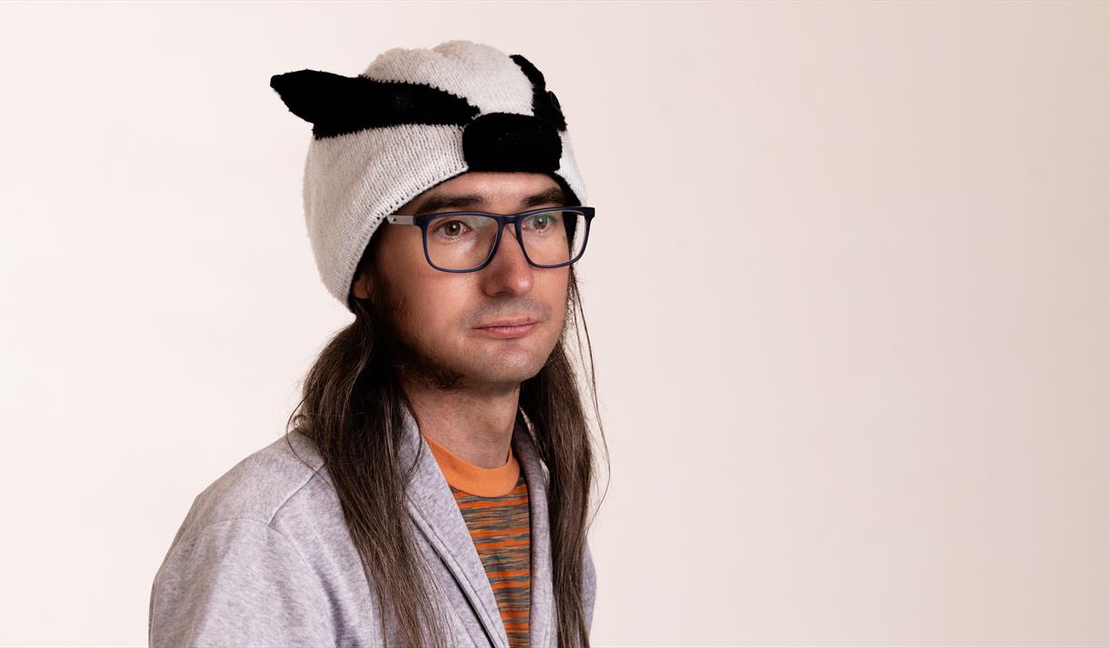 Matt Hobs: 200 Percent Badgers: Badgers vs Hedgehogs
