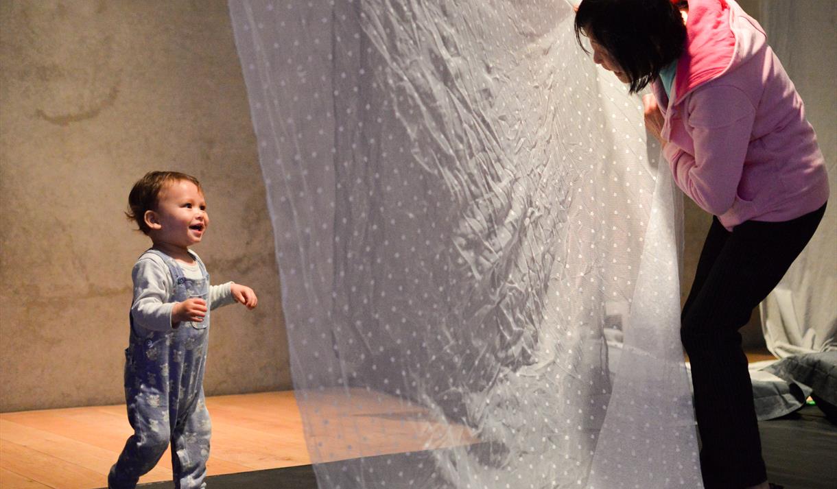 Early Years Sensory Workshops: We are Wonderlings!