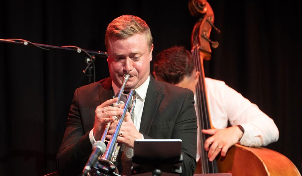 The Jeff Brown Sextet – Phrase and Fable