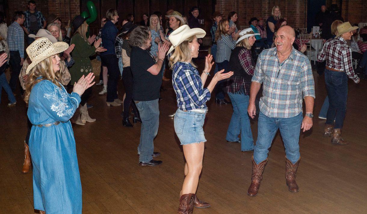 Hoedown Showdown
