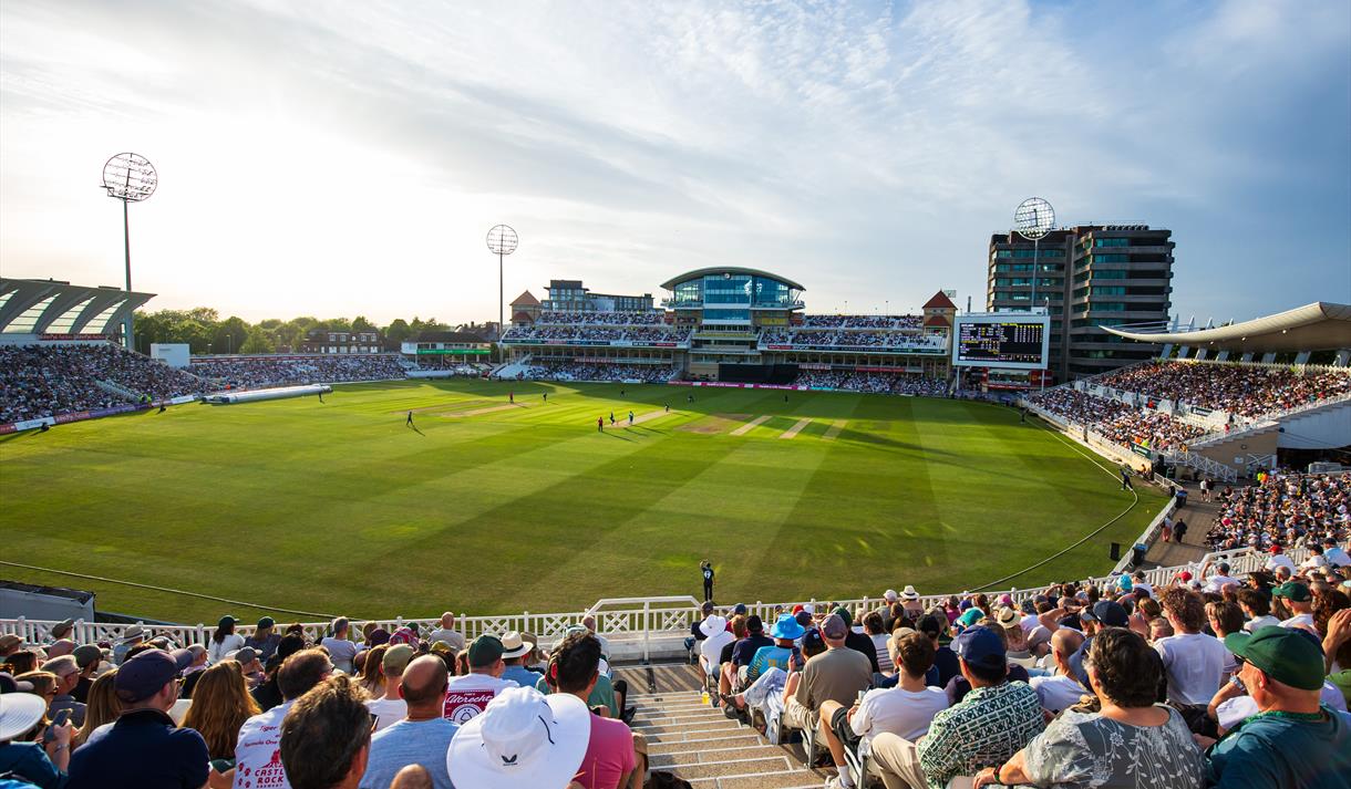 Vitality Blast Cricket Double Header: Nottinghamshire Outlaws  v Lancashire Lightning (Men) | The Blaze v Surrey (Women)