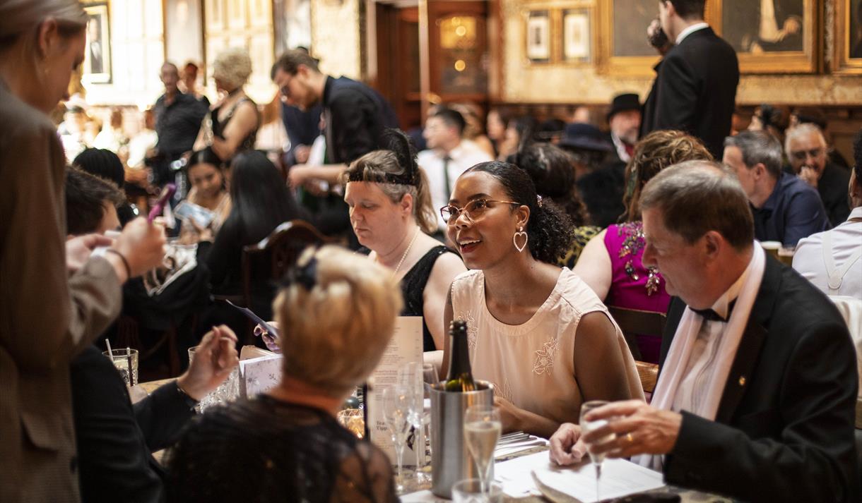 Murder Mystery Dinner - Phantom Fatality
