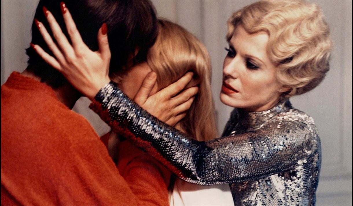 No Shadow Between the Thighs: DAUGHTERS OF DARKNESS
