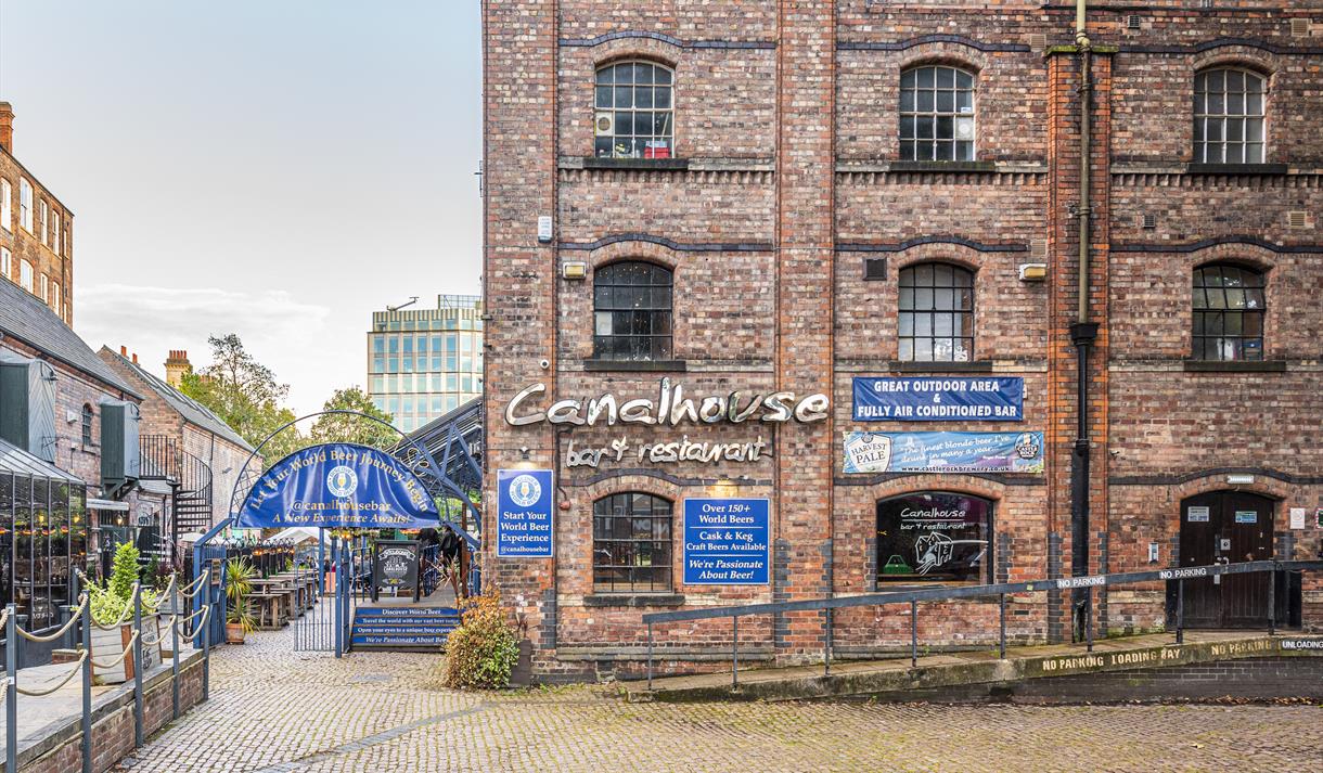 Canalhouse
