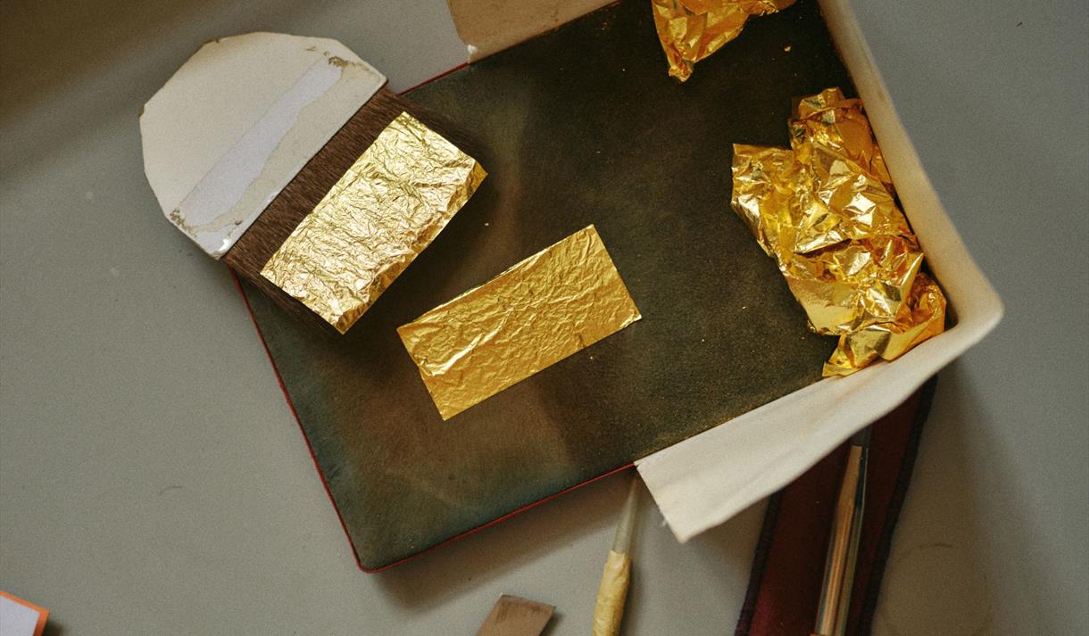 Chocolate Gilding Workshop

