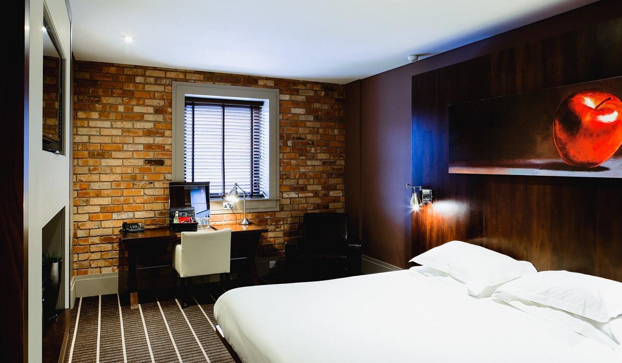 Mour Hotel
