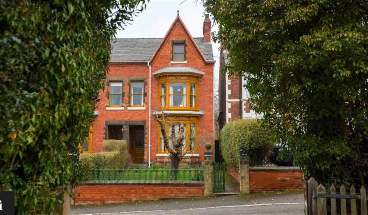 Mr Straws House Revealed