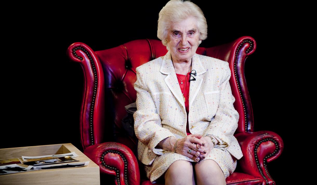 Author Kate Thompson in conversation with Holocaust Survivor Renee Salt
