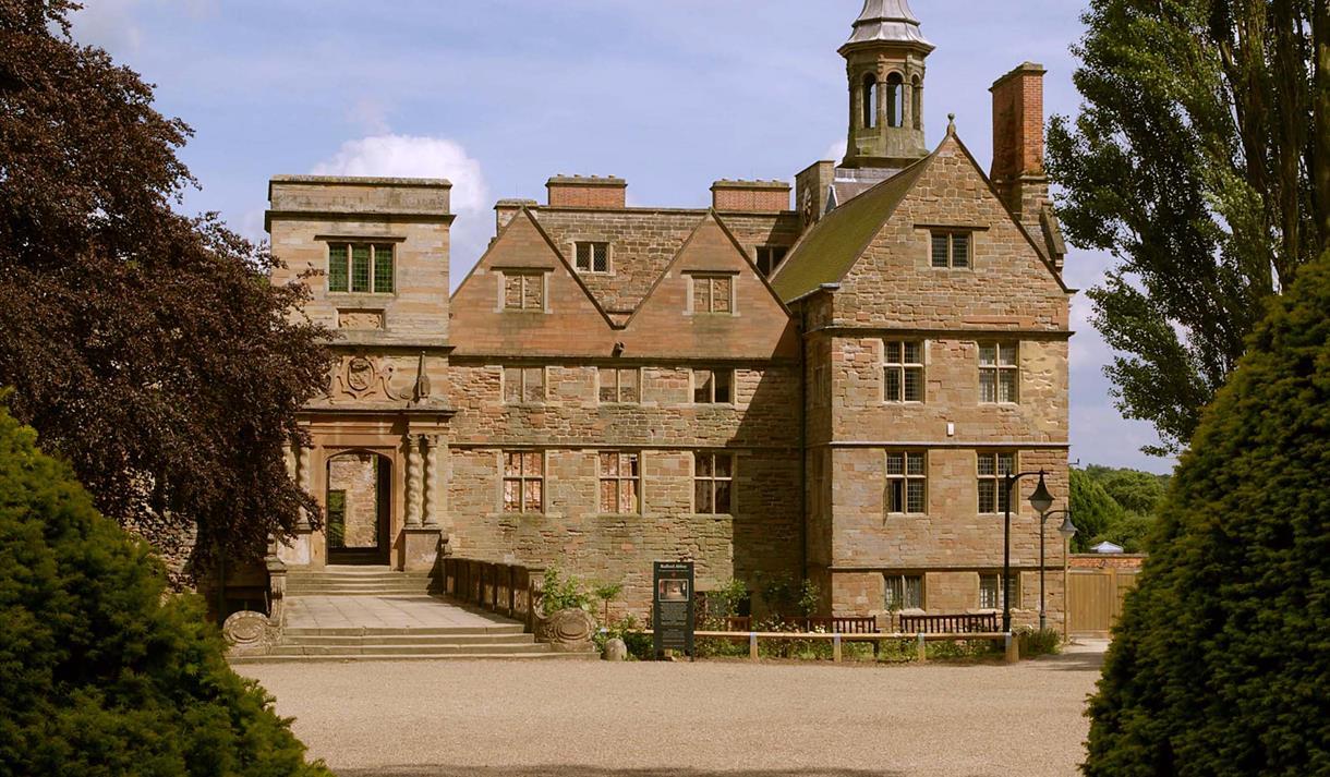 Rufford Abbey and its 19th Century ‘Savile’ Custodians
