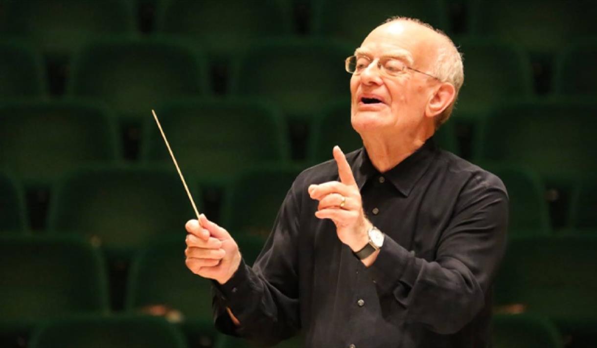 Come and Sing with Sir John Rutter

