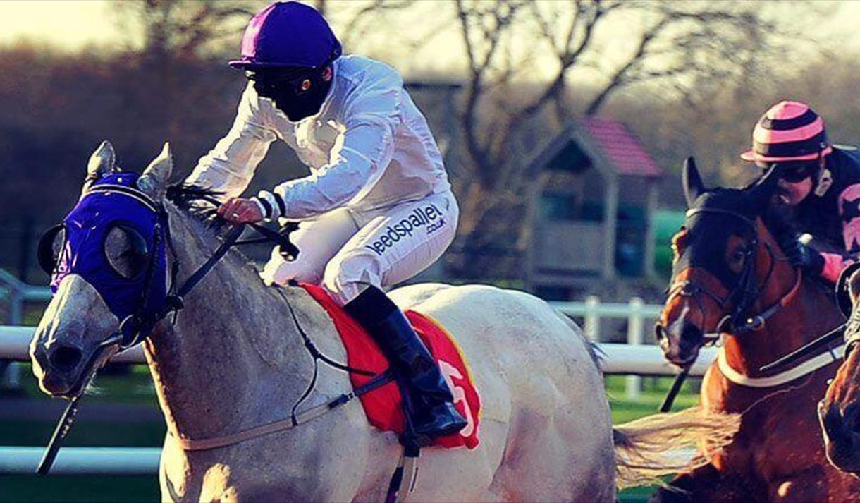 Thursday Afternoon Racing
