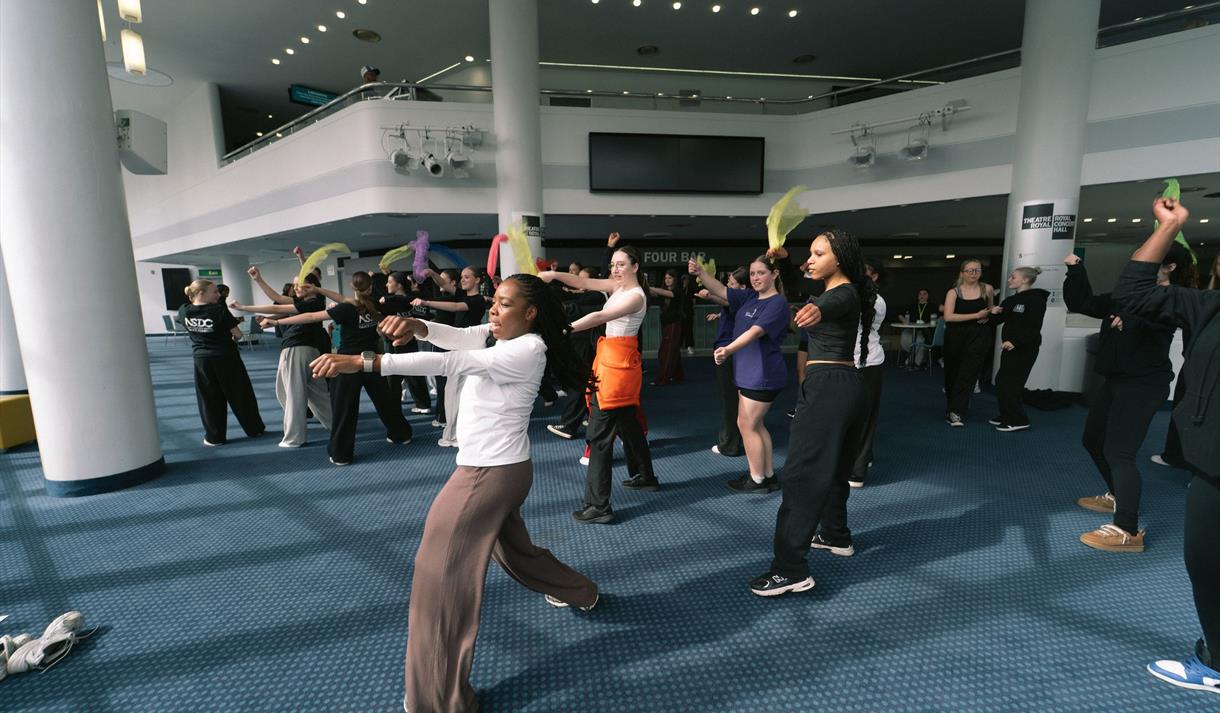 Vehdance Carnival Class
