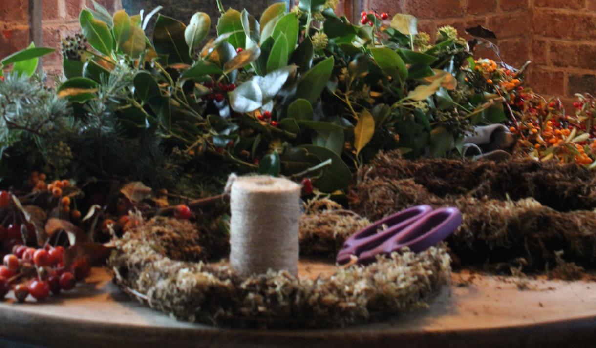 Wreath Making at Belvoir Bistro