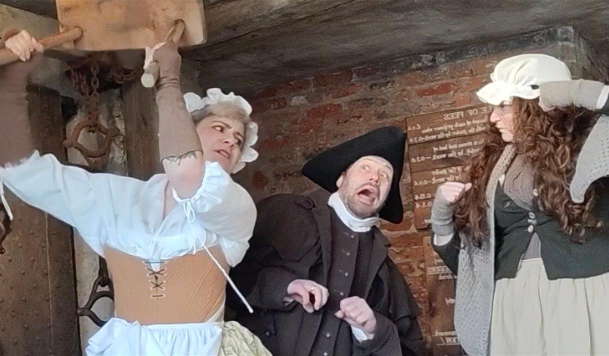 Crime Club: Georgian Female Killers & Cultists
