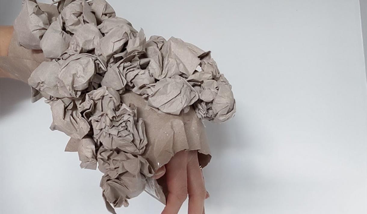 Wearable Sculpture with Rosny Hayward
