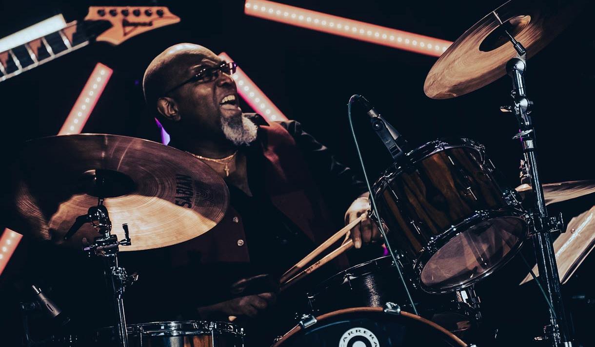 Sam Kelly's Station House