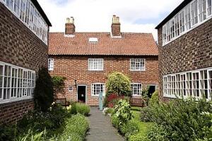 WEBRuddingtonFrameworkKnittersMuseumframeshopsandcottages