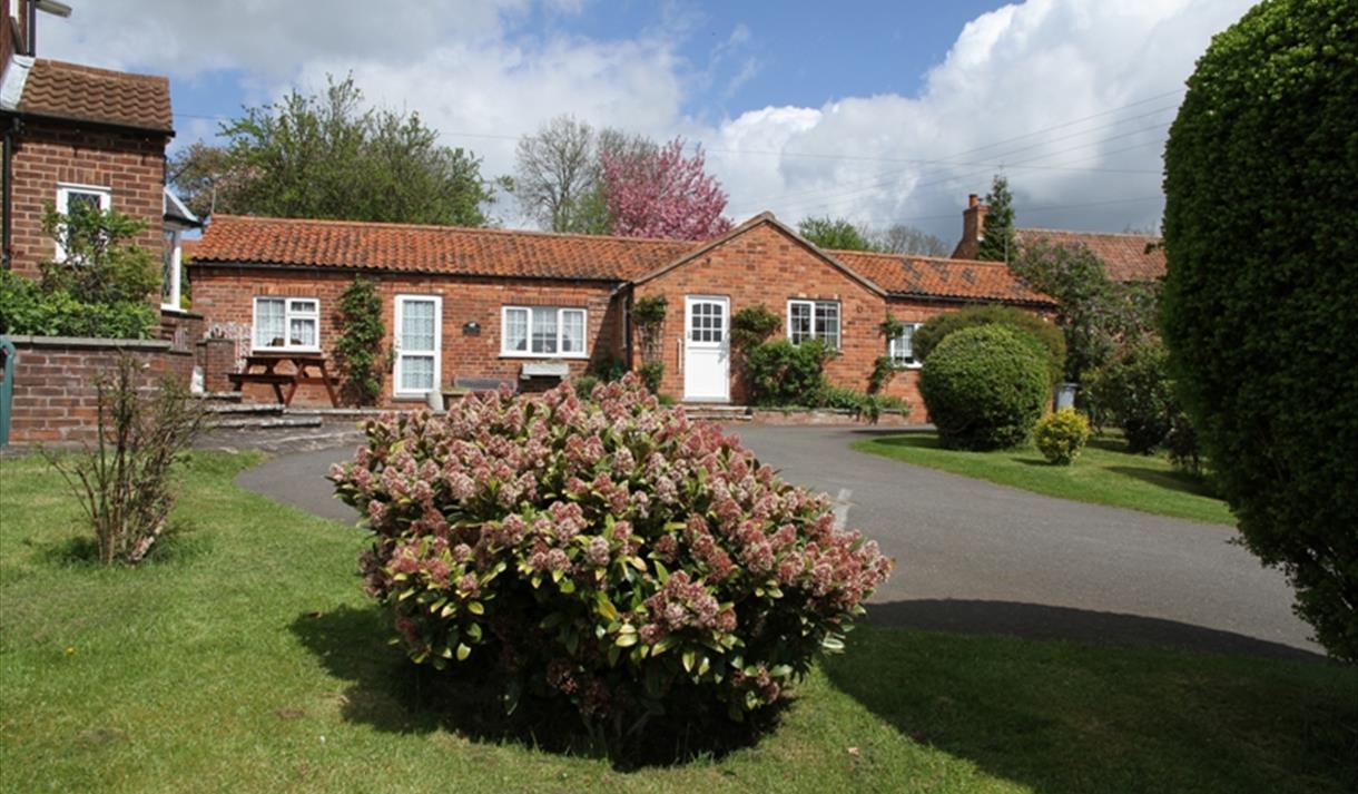 Rose And Sweet Briar Cottages Kersall Nr Newark Visit